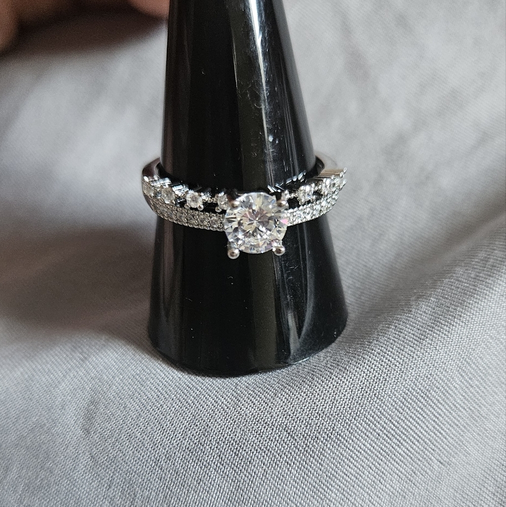 Elegant Silver moissanite  Ring